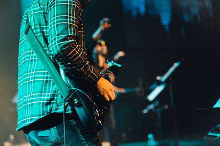 man playing guitar thumbnail