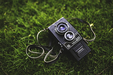 black camera thumbnail