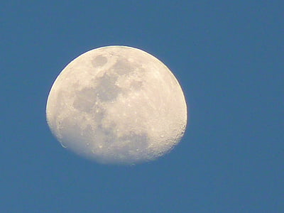 moon on sky thumbnail