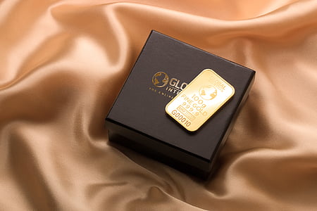 gold-colored bar with box thumbnail