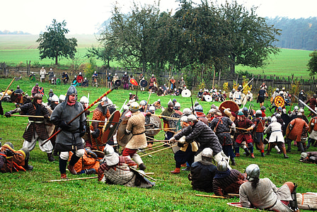 people fighting each other thumbnail