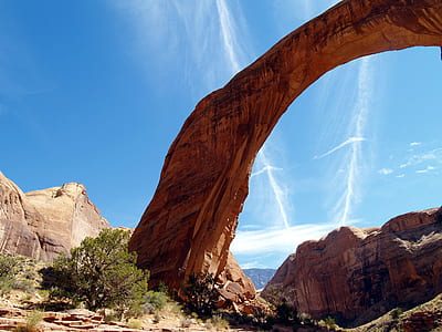 brown wooden arc during day time thumbnail