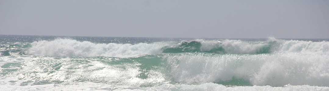 sea waves during daytime thumbnail