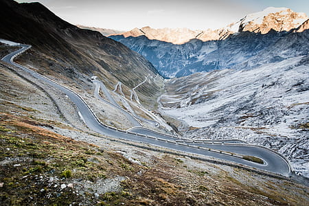landscape photo of mountains thumbnail