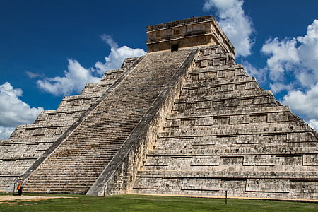 Chichen Itza, Peru thumbnail