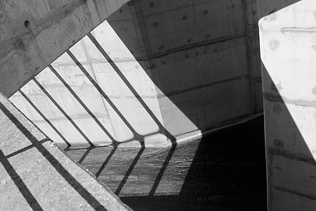 white concrete wall thumbnail