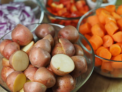 selective focus photography of slice fruit thumbnail