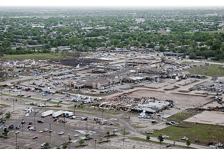 Damage to Moore, Oklahoma thumbnail