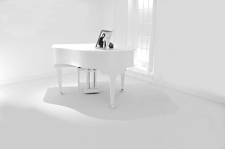 white grand piano thumbnail