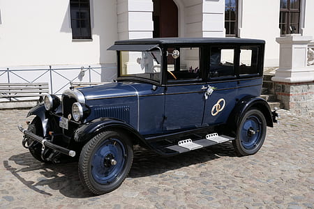 blue and black vintage car thumbnail