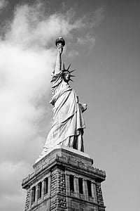 Statue of Liberty grayscale photo thumbnail