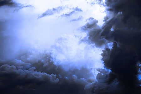 gray clouds photo thumbnail
