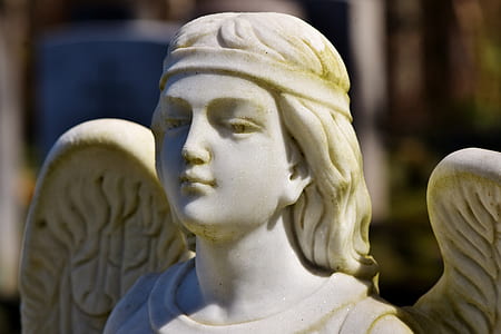 angel statue thumbnail