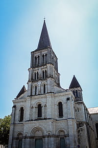 Low Angle Photography Concrete Church thumbnail
