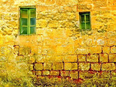 yellow brick house thumbnail