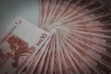 10 Euro banknotes thumbnail