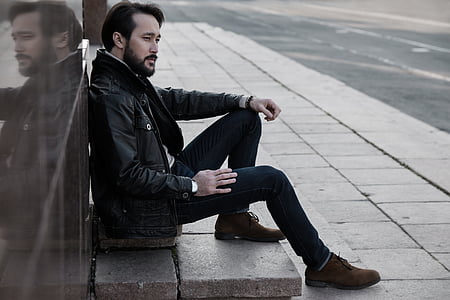 man on concrete staircase thumbnail