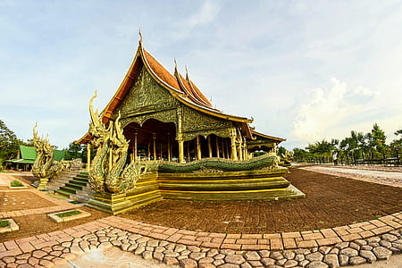 Green and Brown Pagoda Temple thumbnail