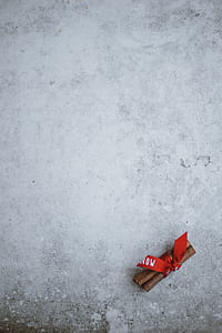 red ribbon thumbnail