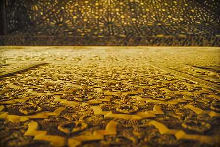 closeup photo of mat thumbnail