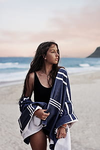 woman wearing black swimsuit thumbnail