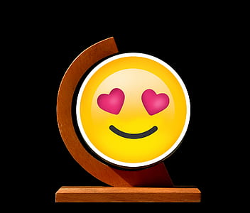 love emoji with brown wooden frame thumbnail