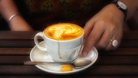 served coffee latte thumbnail