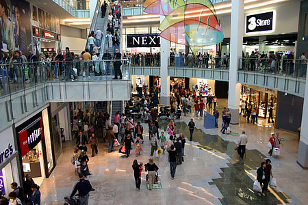 Interior of the Drake Circus Shopping Centre in 2006 in Plymouth, England thumbnail