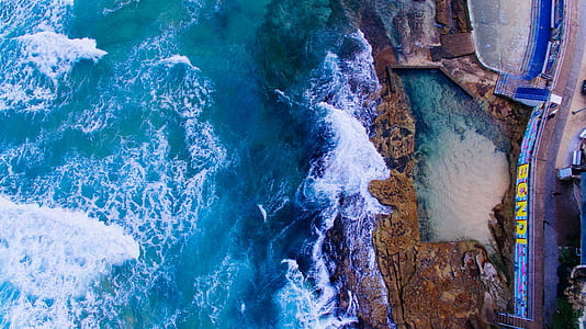 water waves on shore thumbnail