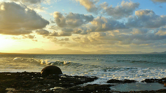 photography of seashore during daytime thumbnail