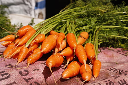 carrots on red sack thumbnail