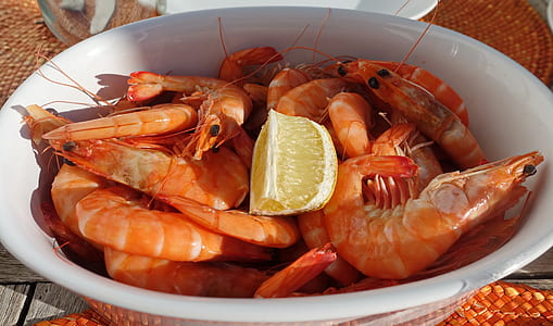 bowl of fried shrimps thumbnail