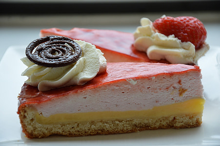 strawberry cheesecake thumbnail