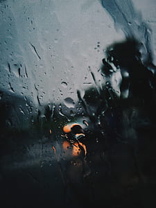 Shallow Focus Photography of Rain on the Window thumbnail