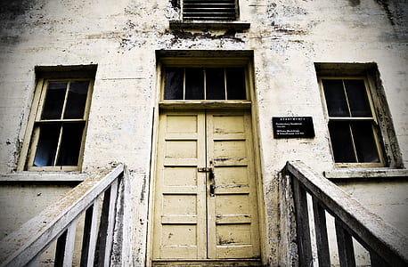 yellow wooden door panel upstairs thumbnail