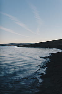 landscape photography of beach shoreline thumbnail