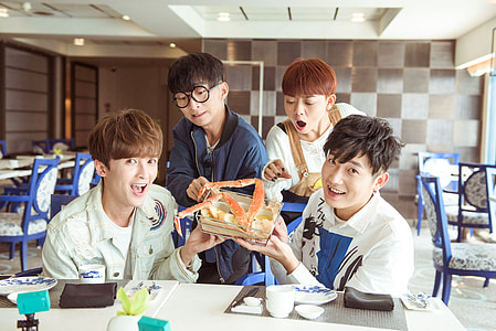 Shopping Eat Shopping Eat thumbnail