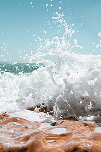 time lapse photography of water splash thumbnail