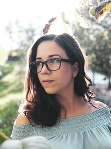 Shallow Focus Photography Of Woman thumbnail