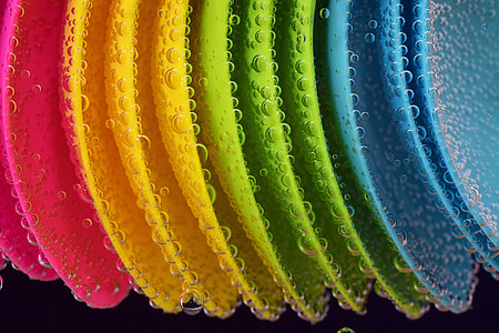 selective focus of assorted-color case thumbnail