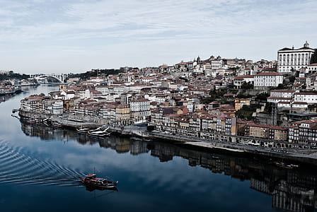 aerial photograph of a city thumbnail