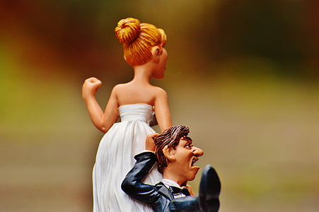 bride pulling groom illustration thumbnail