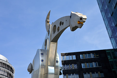 gray horse robot illustration thumbnail