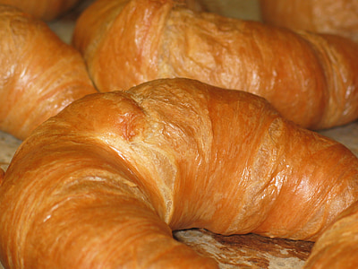 croissant breads thumbnail