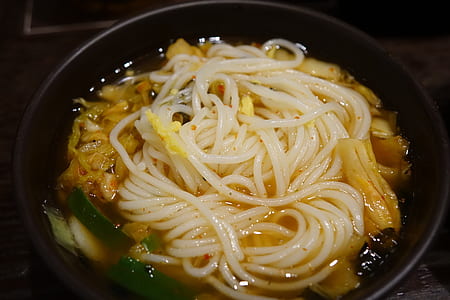 noodles in black bowl thumbnail