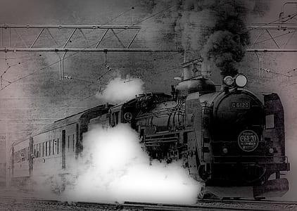 train on rails photography thumbnail