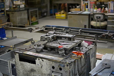 gray industrial machine thumbnail