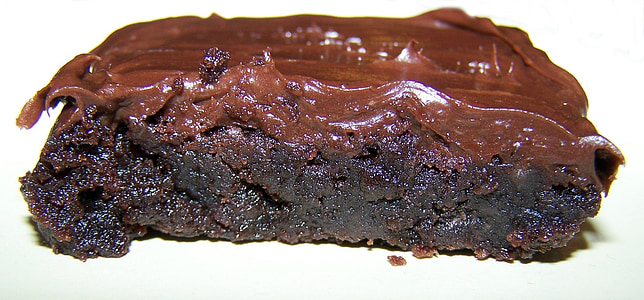 brownies filled with chocolate toppings thumbnail