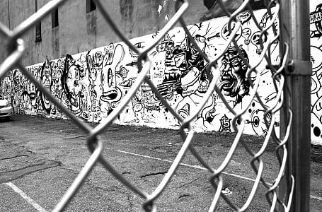 grayscale photo of chain link wire thumbnail