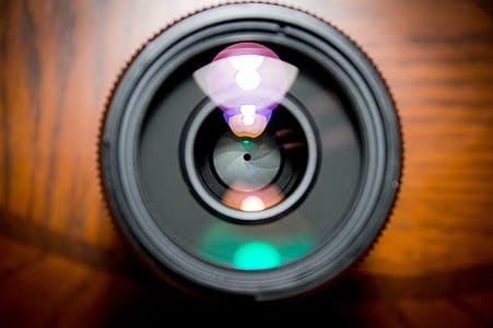 black lens thumbnail